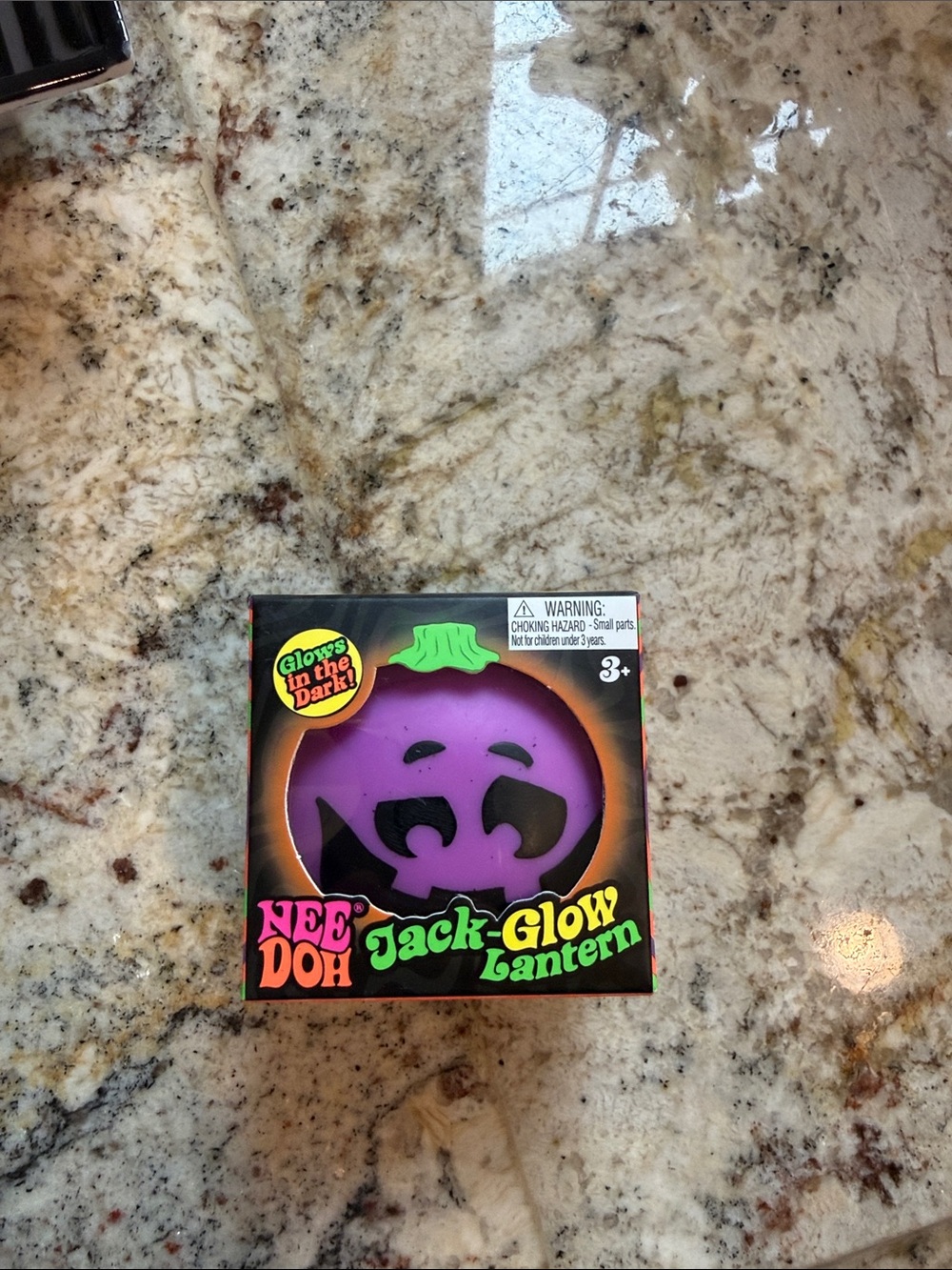 NeeDoh Jack-Glow Lantern Kids Toy - Purple Glow-In-The-Dark